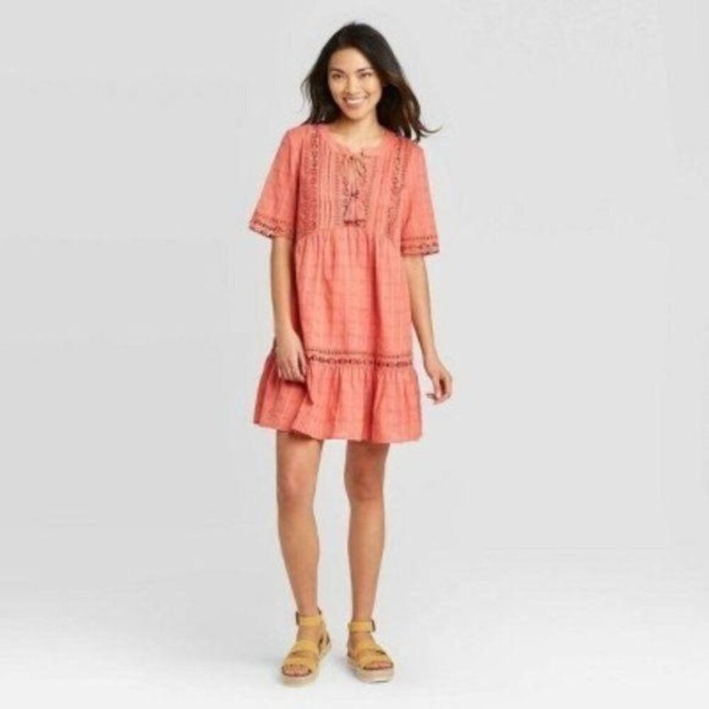 NEW Knox Rose Lace Detail Dress Pink